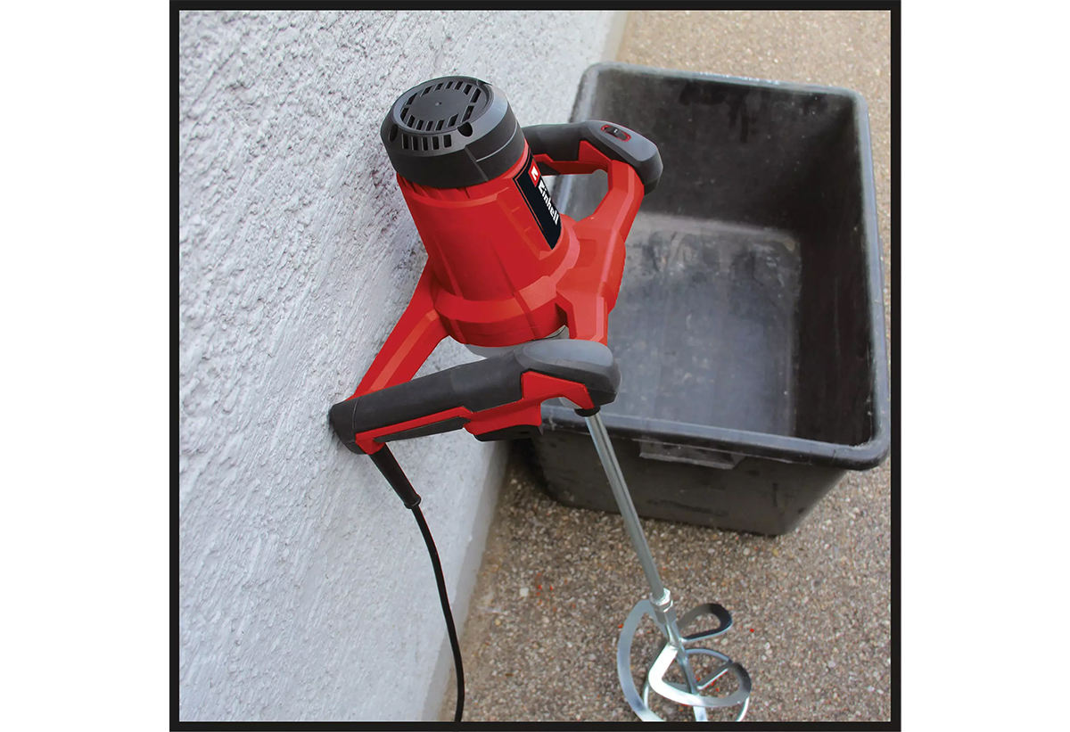 Απεικονίζεται ο αναδευτήρας δίπλα σε δοχείο.